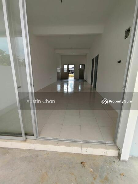 For Sale - Semi-D house at Taman Meru 38x107 4bilik 2bilik air CashBack 20k